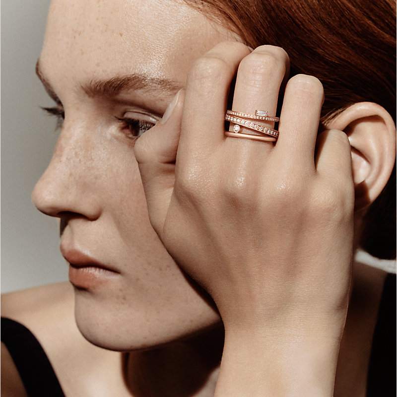 （HERMES）Chaine d'ancre Chaos ring PM Chaine d'ancre Chaos ring, medium model | Hermès USA